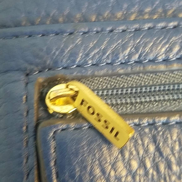 Fossil blue leather wallet - Picture 3 of 5